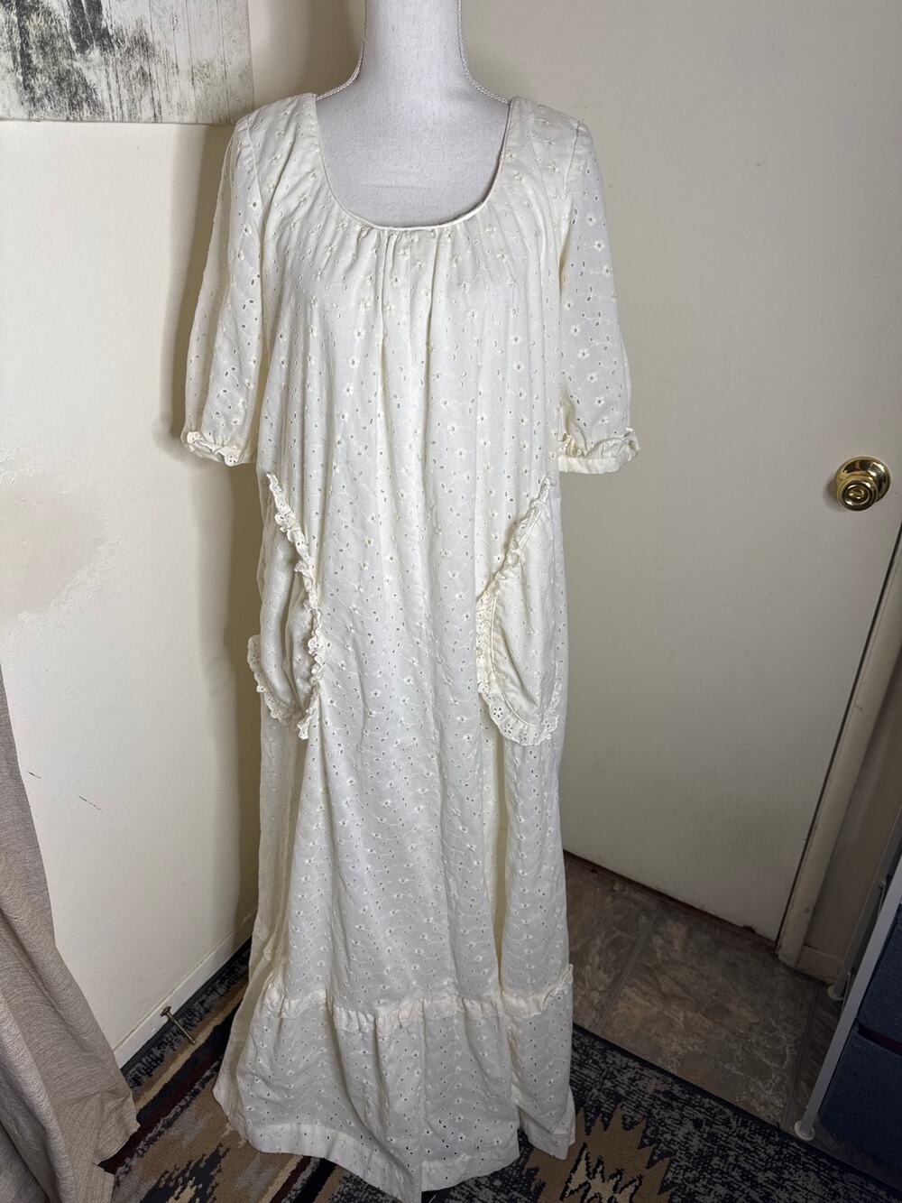 Vintage 70s Hilda Hawaii Off White Eyelet Maxi Prairie Dress MuuMuu Cottage